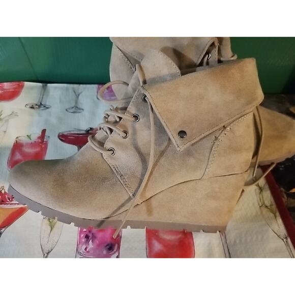 Massini Womens Hannah Sz 11M Tan Lace Up Ankle Boots Wedge Booties - Picture 3 of 6